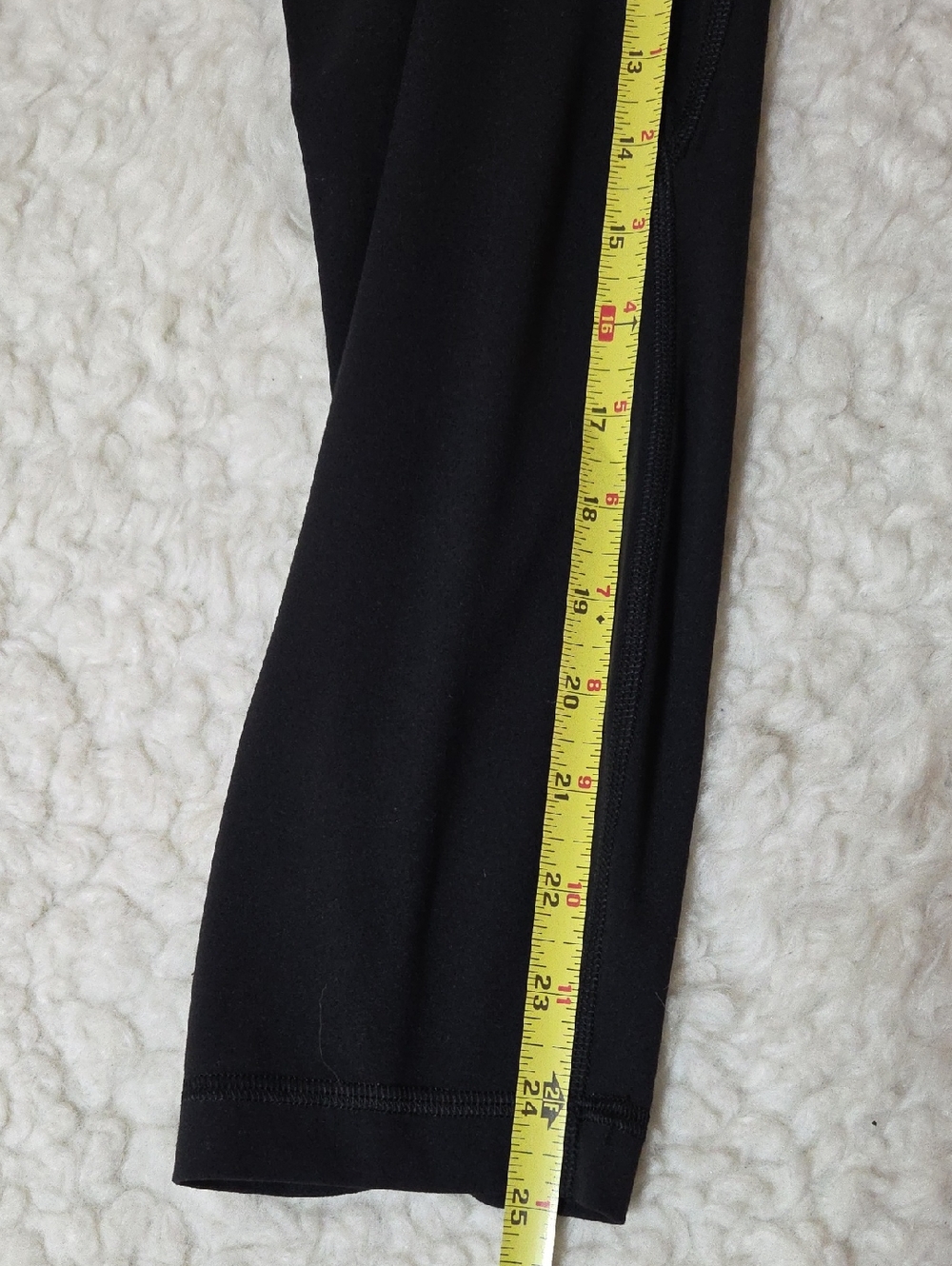 Lululemon Align Pant 25" Sz 10 Black - Picture 11 of 11